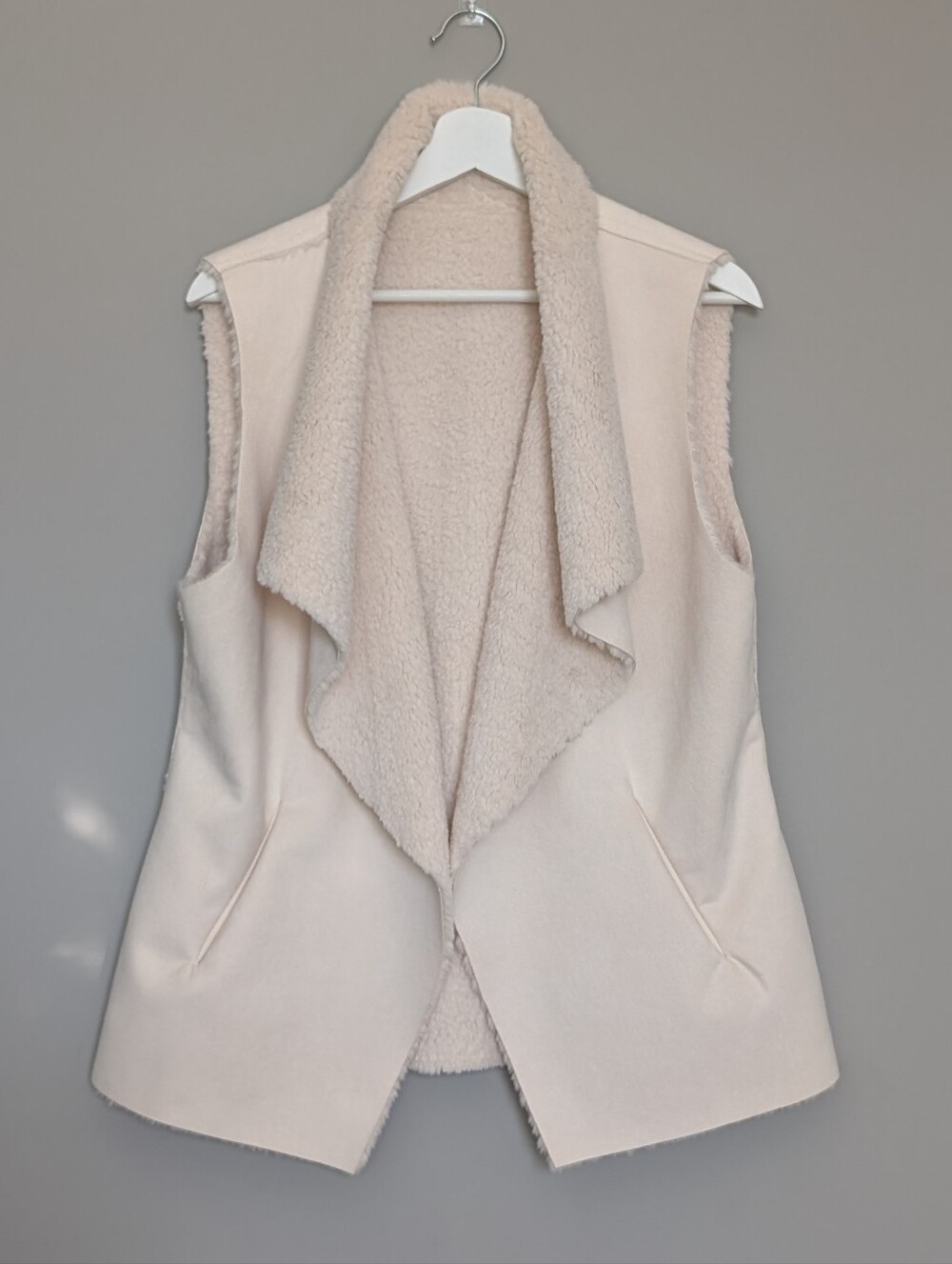 Le Luce Cream Faux Suede and Shearling Open Front Vest